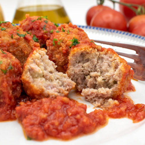 Authentic Italian Meatballs with Tomato Sauce