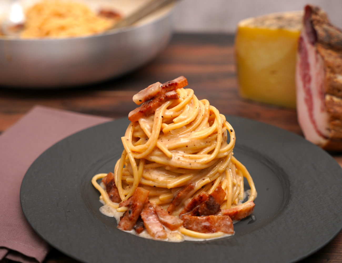 Spaghetti alla Carbonara - Traditional Italian Recipe