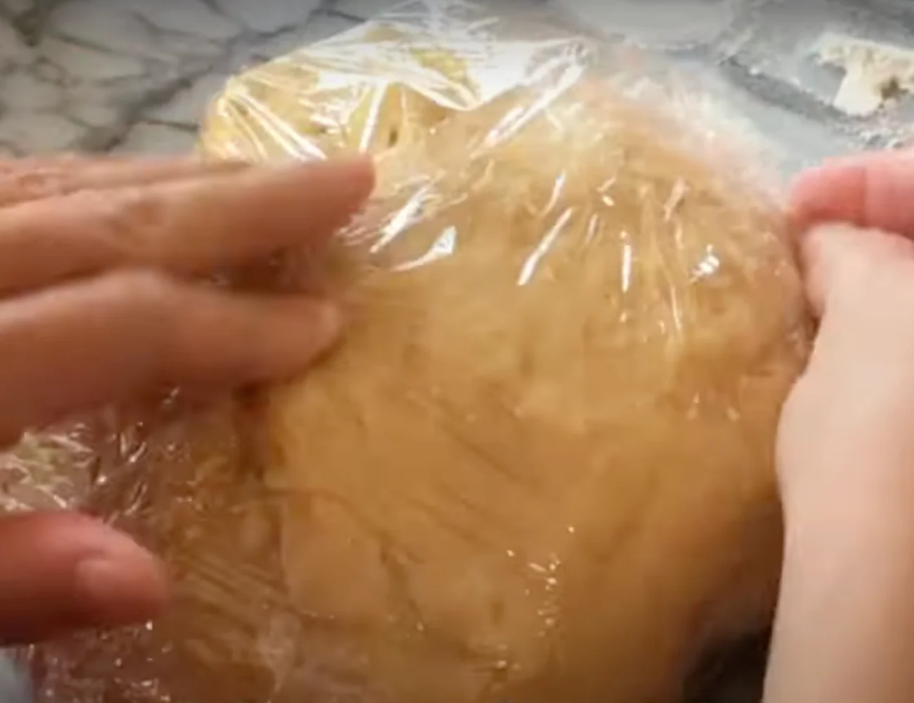 https://www.piattorecipes.com/wp-content/uploads/2023/06/How-to-Make-Pasta-Dough-with-KitchenAid-Stand-MixerWrap-Dough.webp